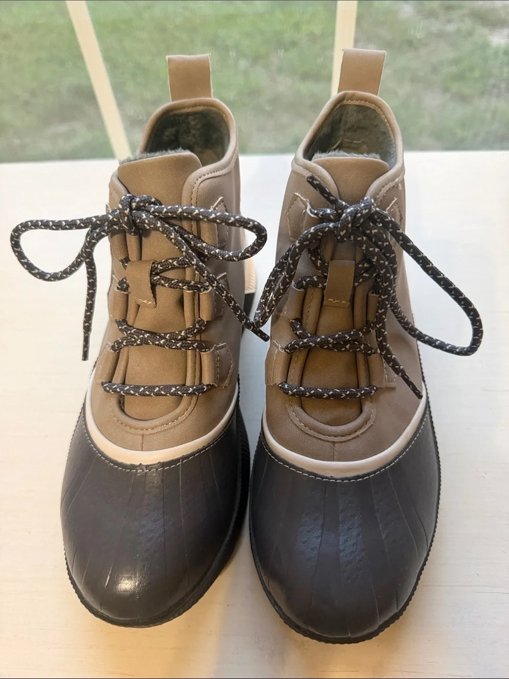 JBU Women’s Water Resistant Duck Boots Tan Black Size 7